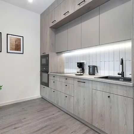 Appartamento Chmielna Serce Gdanska Sypialnia & Balkon By Renters